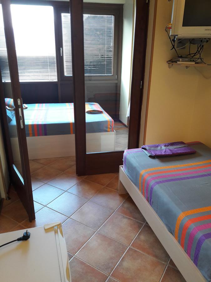 וירפזאר Hotel Pelikan מראה חיצוני תמונה